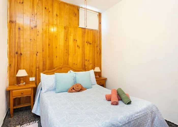Holiday home Okstay Family House Close To The Sea Caleton *