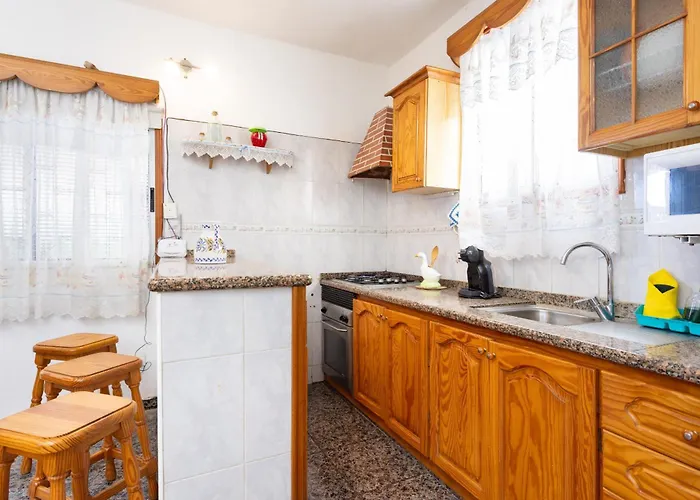 Okstay Family House Close To The Sea Caleton Holiday home