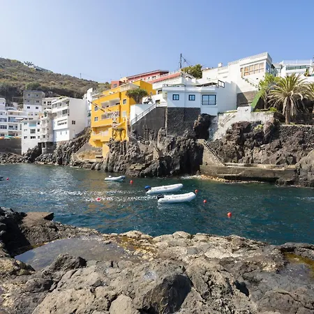 Okstay Family House Close To The Sea Caleton