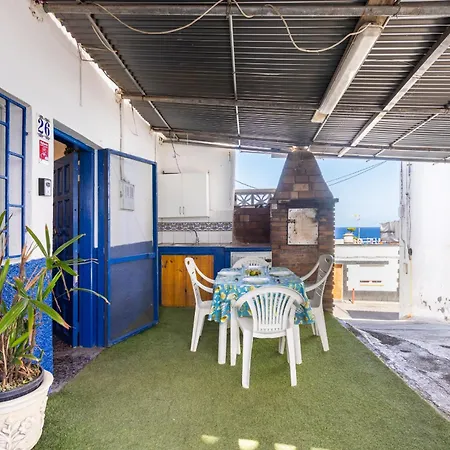 Okstay Family House Close To The Sea Caleton *