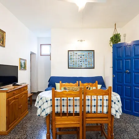 Okstay Family House Close To The Sea Caleton