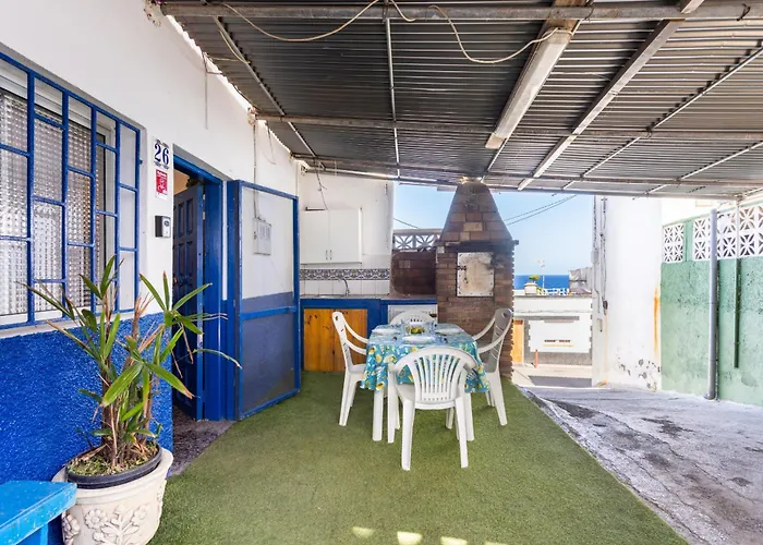 Okstay Family House Close To The Sea Caleton *